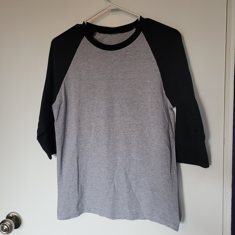 Gray and Black Raglan Sleeve Shirt
